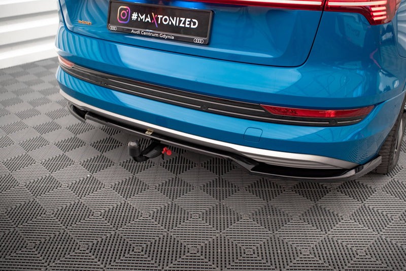 Maxton Central Rear Splitter (With Vertical Bars) Audi E-Tron - Gloss Black