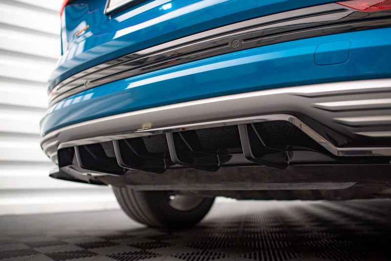 Maxton Central Rear Splitter (With Vertical Bars) Audi E-Tron - Gloss Black