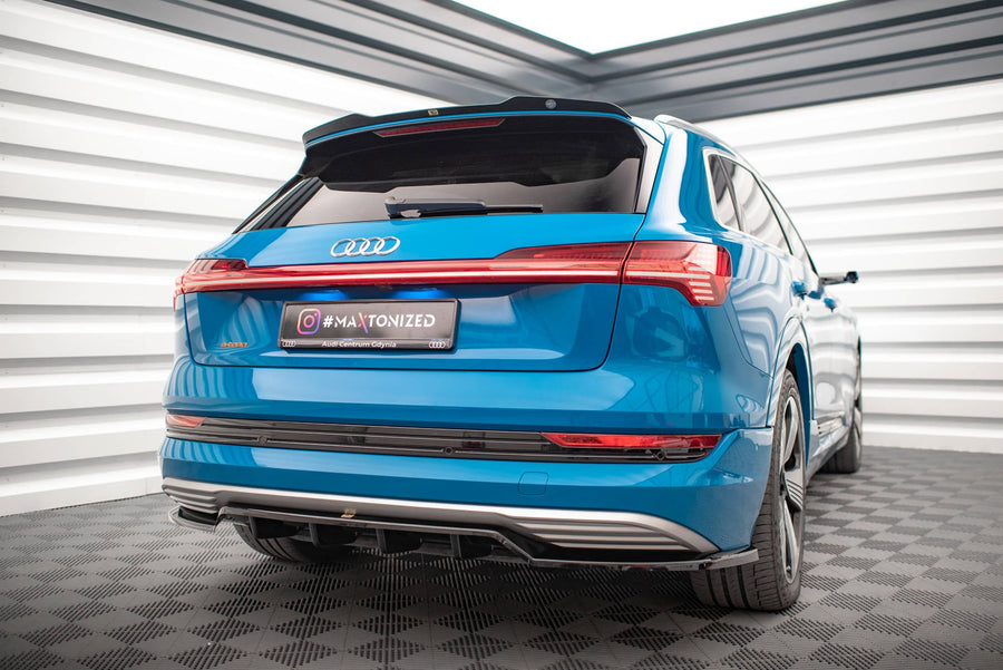 Maxton Central Rear Splitter (With Vertical Bars) Audi E-Tron - Gloss Black