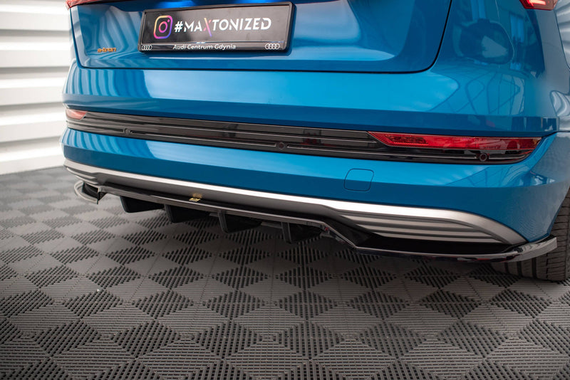 Maxton Central Rear Splitter (With Vertical Bars) Audi E-Tron - Gloss Black