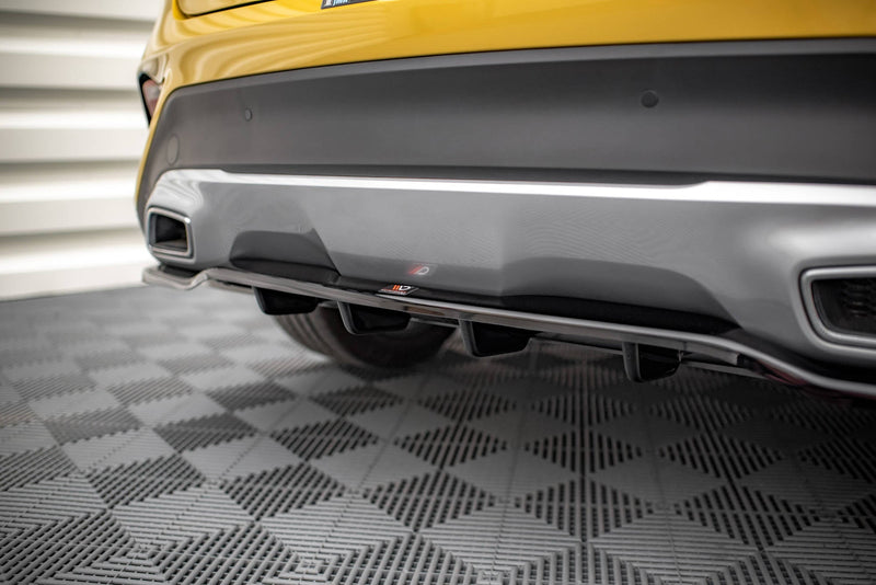 Maxton rear splitter til Kia XCeed Mk1 – blank sort – billede 2 af 4