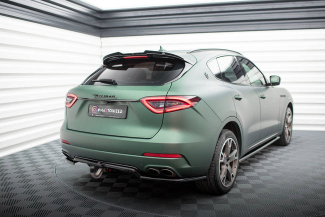 Maxton Central Rear Splitter (With Vertical Bars) Maserati Levante Mk1 - Gloss Black