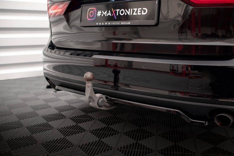 Maxton rear splitter til Volvo V90 Mk2 – blank sort – billede 3 af 7
