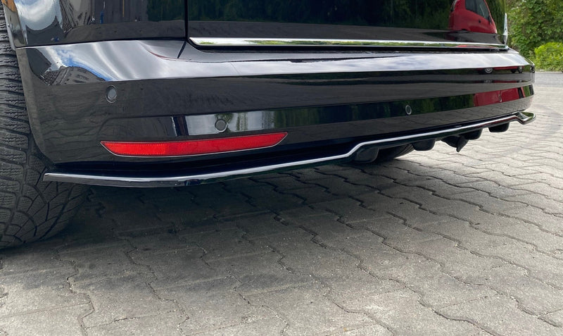 Maxton rear splitter til Volkswagen Caddy Mk. 4 – blank sort – billede 2 af 4