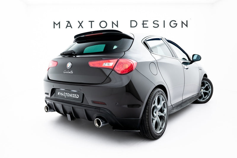 Maxton Rear Side Splitters Alfa Romeo Giulietta - Gloss Black
