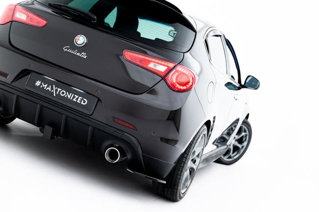 Maxton Rear Side Splitters Alfa Romeo Giulietta - Gloss Black
