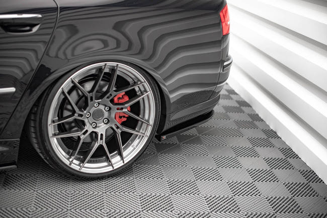 Maxton side splitters til Audi S8 D3 – blank sort – billede 2 af 4