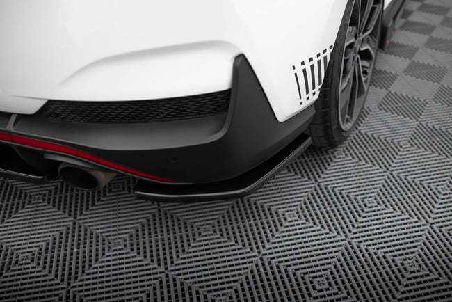 Maxton side splitters til Hyundai I30 N Mk3 Fastback – blank sort – billede 1 af 5