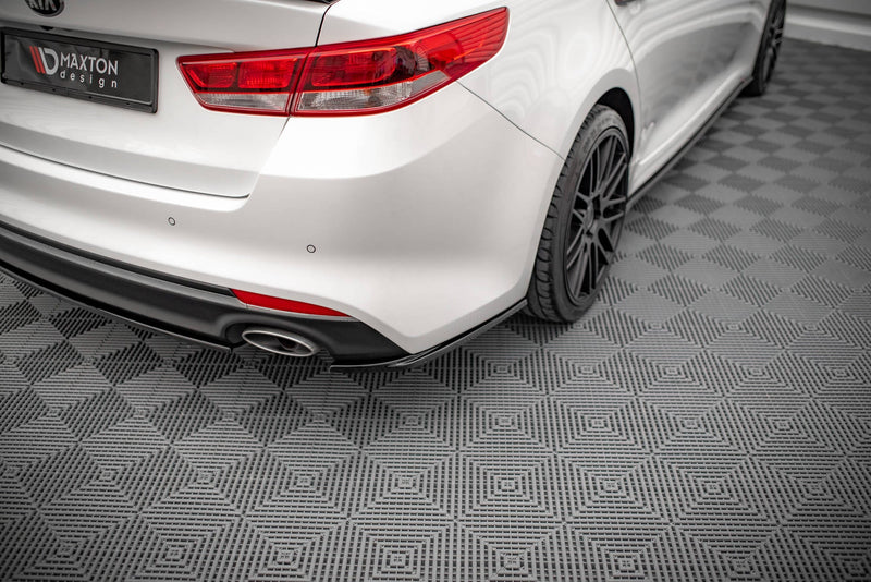 Maxton side splitters til Kia Optima Mk4 – blank sort – billede 2 af 5