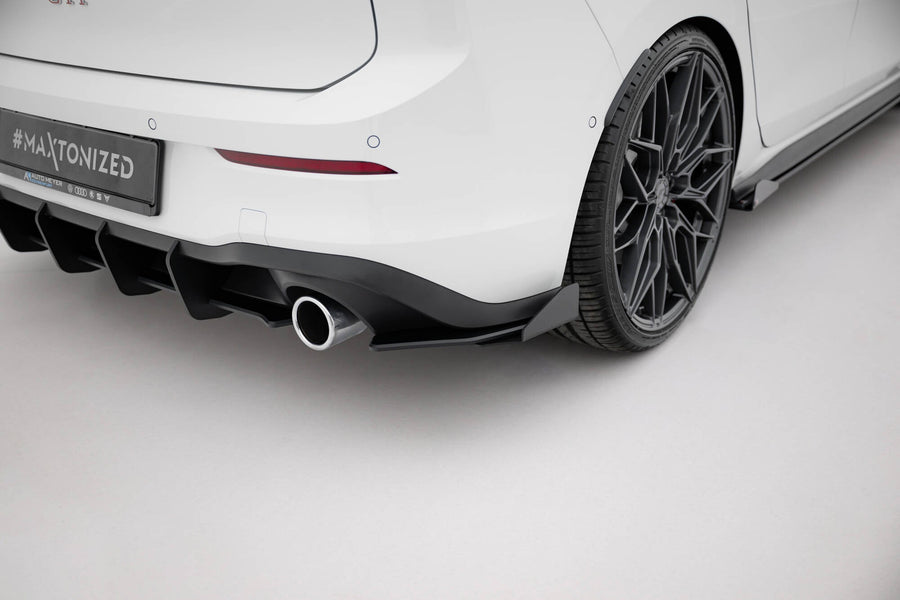 Maxton side splitters til Volkswagen Golf GTI / GTE / R-Line Mk8 – billede 1 af 10