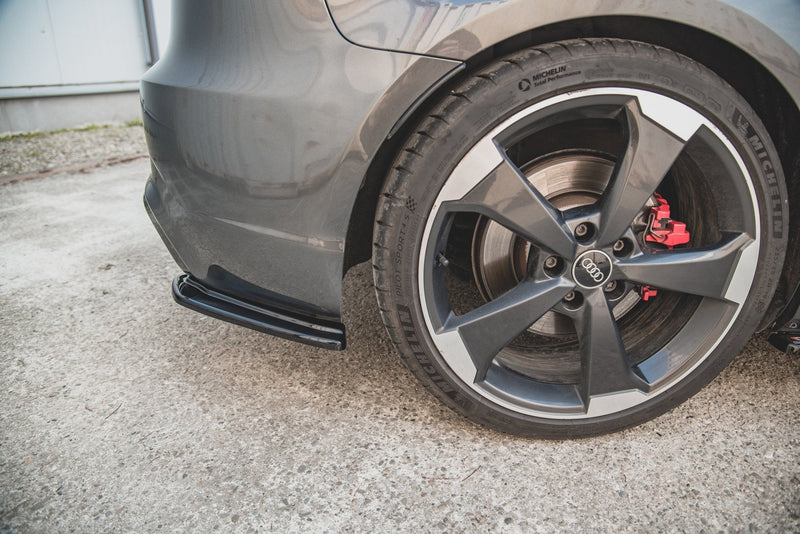 Maxton side splitters til Audi RS3 8V Sportback – blank sort – billede 4 af 6