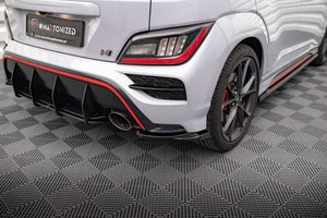 Maxton side splitters til Hyundai Kona Mk1 – blank sort – billede 1 af 6