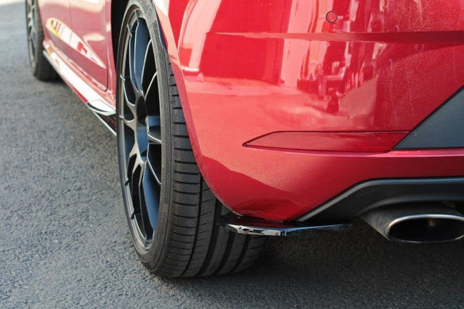Maxton side splitters til Seat Leon Cupra Mk3 Facelift Hatchback – blank sort – billede 1 af 2