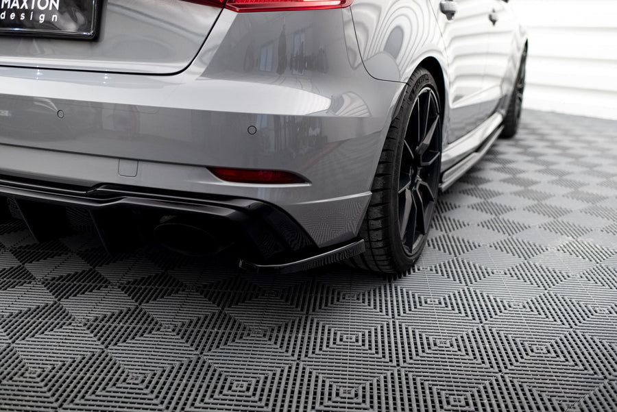 Maxton side splitters til Audi RS3 8V Sportback Facelift – blank sort – billede 1 af 5