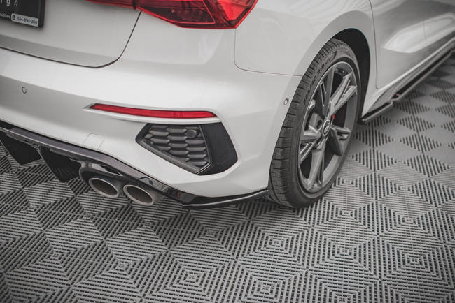 Maxton side splitters til Audi S3 / A3 S-Line Sportback 8Y – blank sort – billede 1 af 5