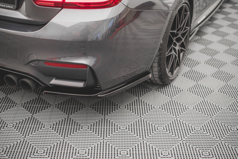 Maxton side splitters til BMW M4 F82 – blank sort – billede 1 af 4