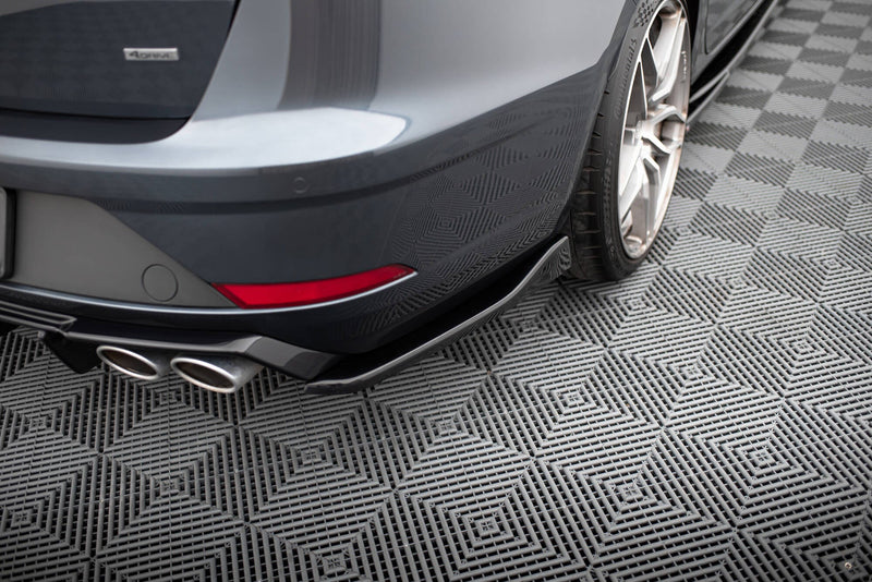Maxton side splitters til Seat Leon Cupra Mk3 Facelift Sportstourer – blank sort – billede 1 af 5