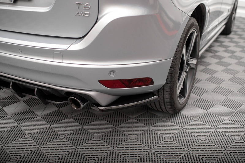 Maxton side splitters til Volvo XC60 R-Design Mk1 Facelift – blank sort – billede 1 af 5