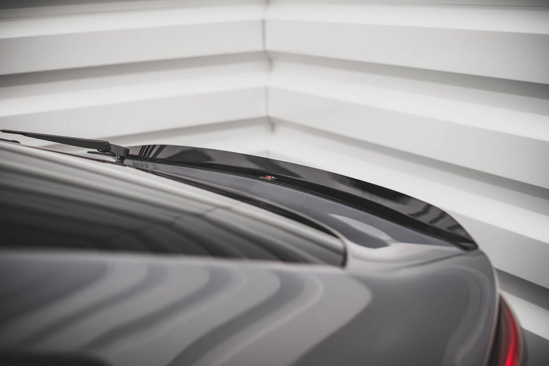 Maxton spoiler cap til Ford Mondeo Liftback Mk5 – blank sort – billede 3 af 5
