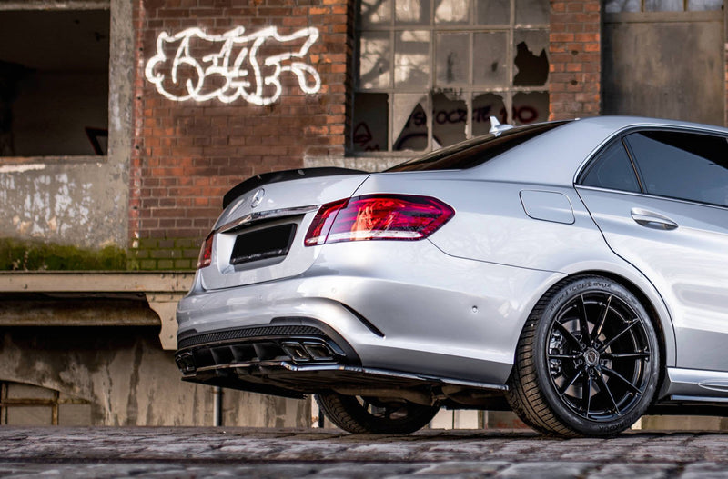 Maxton Spoiler Cap Mercedes-Benz E63 Amg Sedan W212 Facelift - Gloss Black