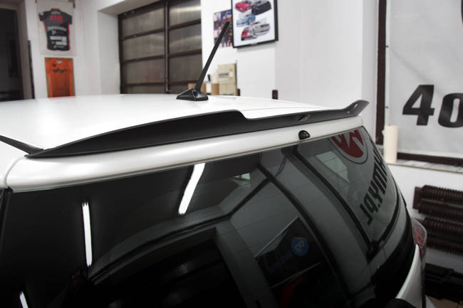 Maxton Spoiler Cap Toyota IQ - Gloss Black