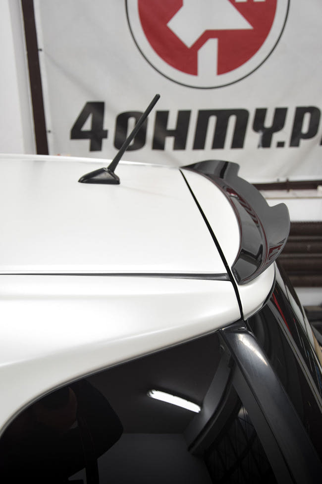 Maxton Spoiler Cap Toyota IQ - Gloss Black