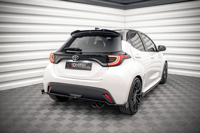 Maxton Spoiler Cap V.2 Toyota Yaris Mk4 - Gloss Black