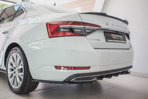 Maxton rear valance til Skoda Superb Liftback / Combi Mk3 Facelift – blank sort – billede 2 af 7