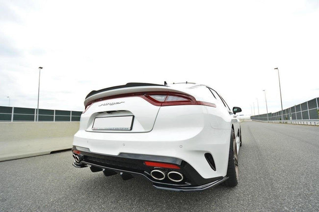 Maxton rear valance til Kia Stinger Gt / GT-Line Mk1 – blank sort – billede 1 af 4