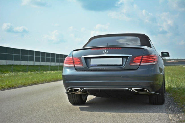 Maxton rear valance til Mercedes - Benz E Coupe / Cabrio C207 Facelift / A207 Facelit – blank sort – billede 1 af 6
