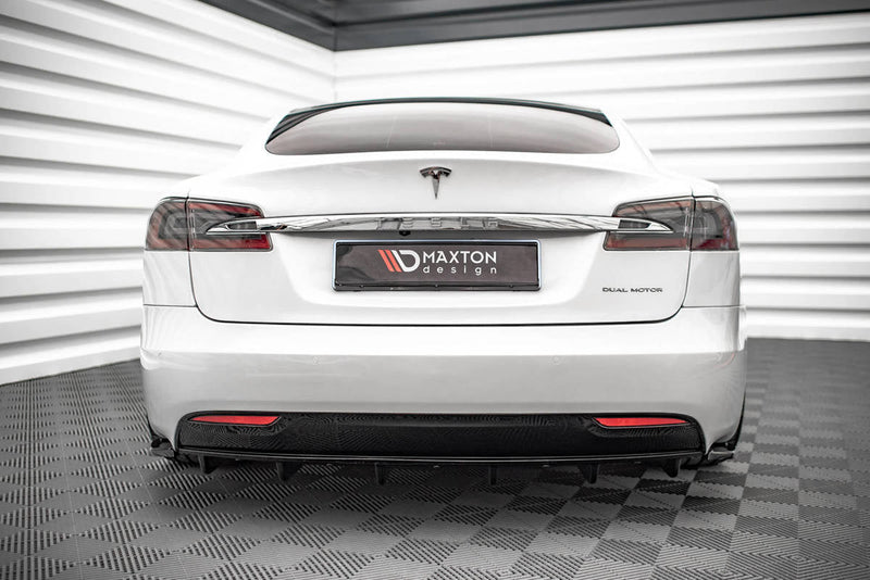 Maxton Rear Valance Tesla Model S Facelift - Gloss Black