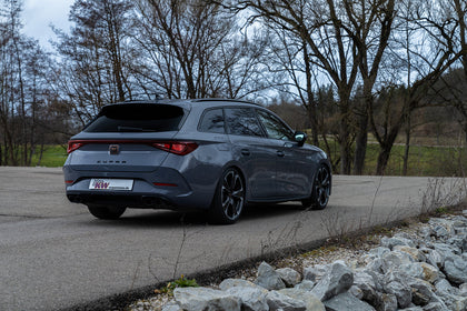 ST XA Gevindundervogn VW Golf 8 – monteret på bil 2